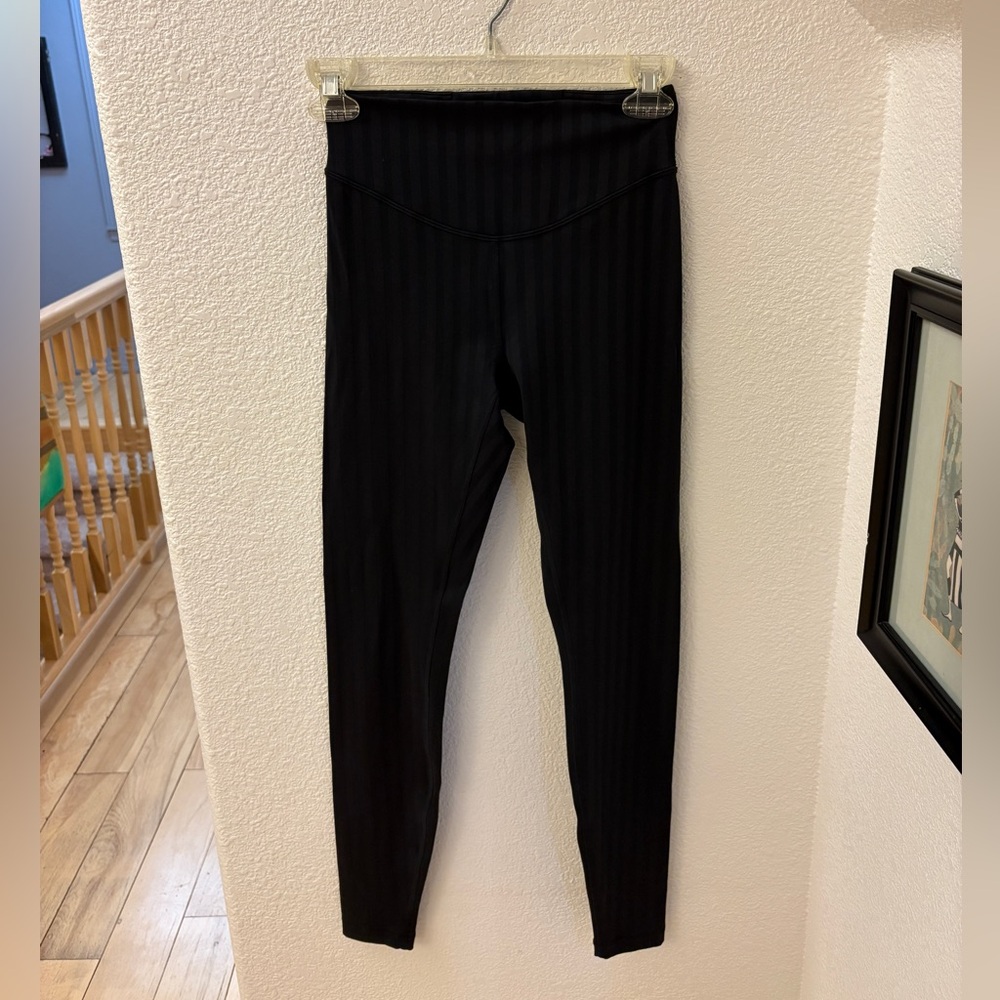 Lululemon, Black Wunder Under, 4